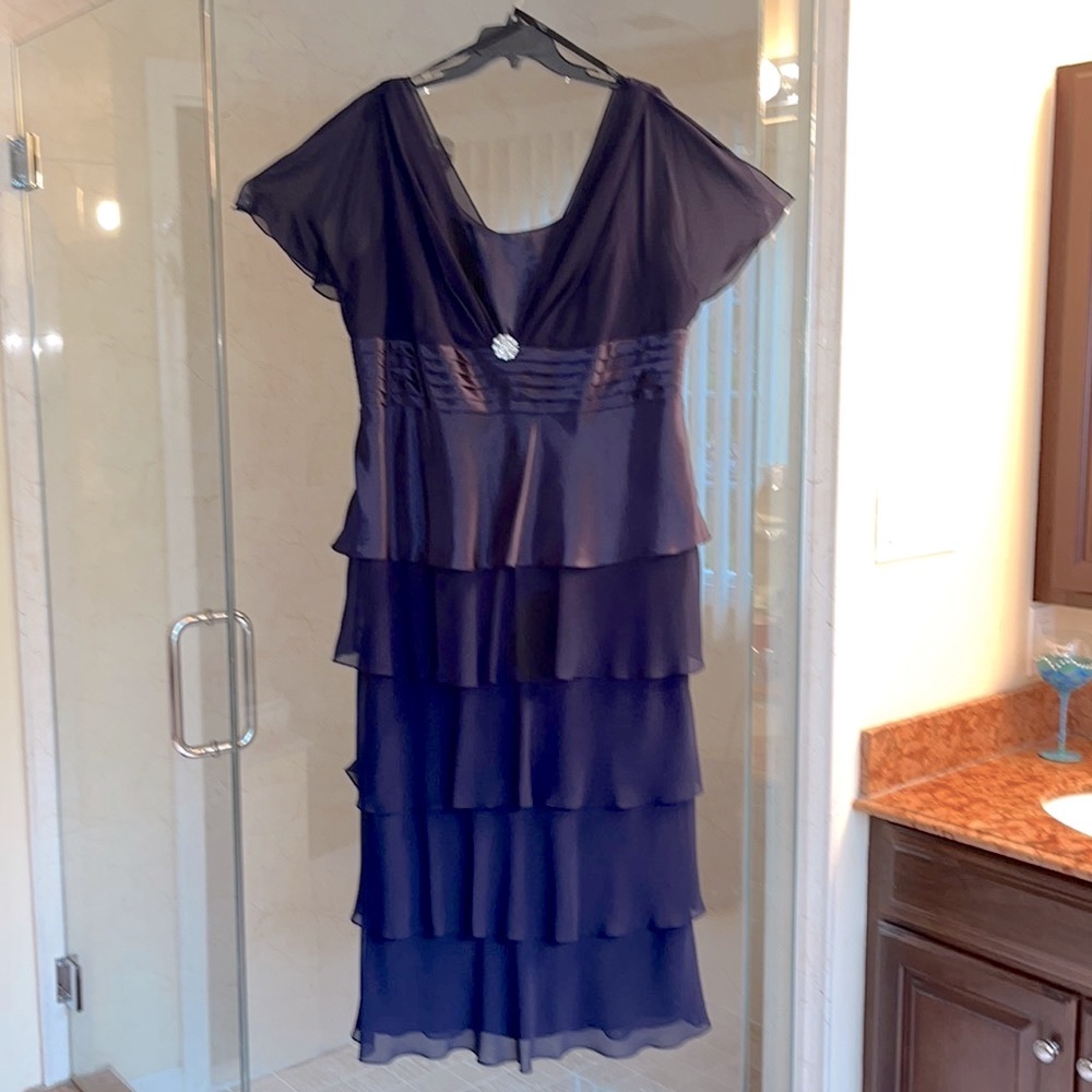 Petra Newly Dry Cleaned Navy Satin & Chiffon Evening Gown Size 18
